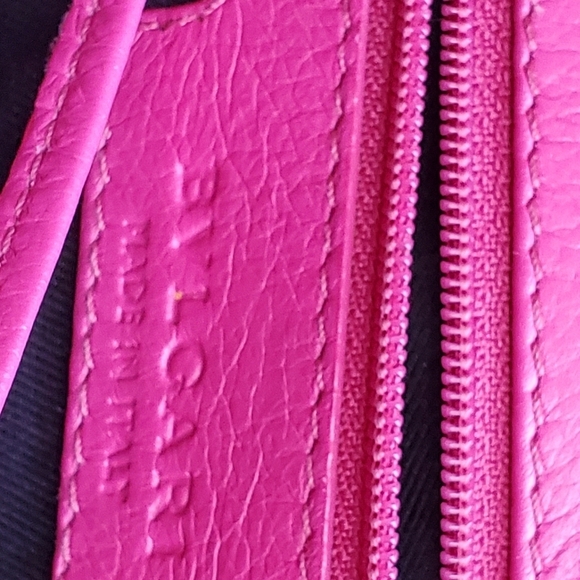 BVLGARI Chandler shoulder bag. Purple. Snap closure. Leather. Italy. - Picture 12 of 14